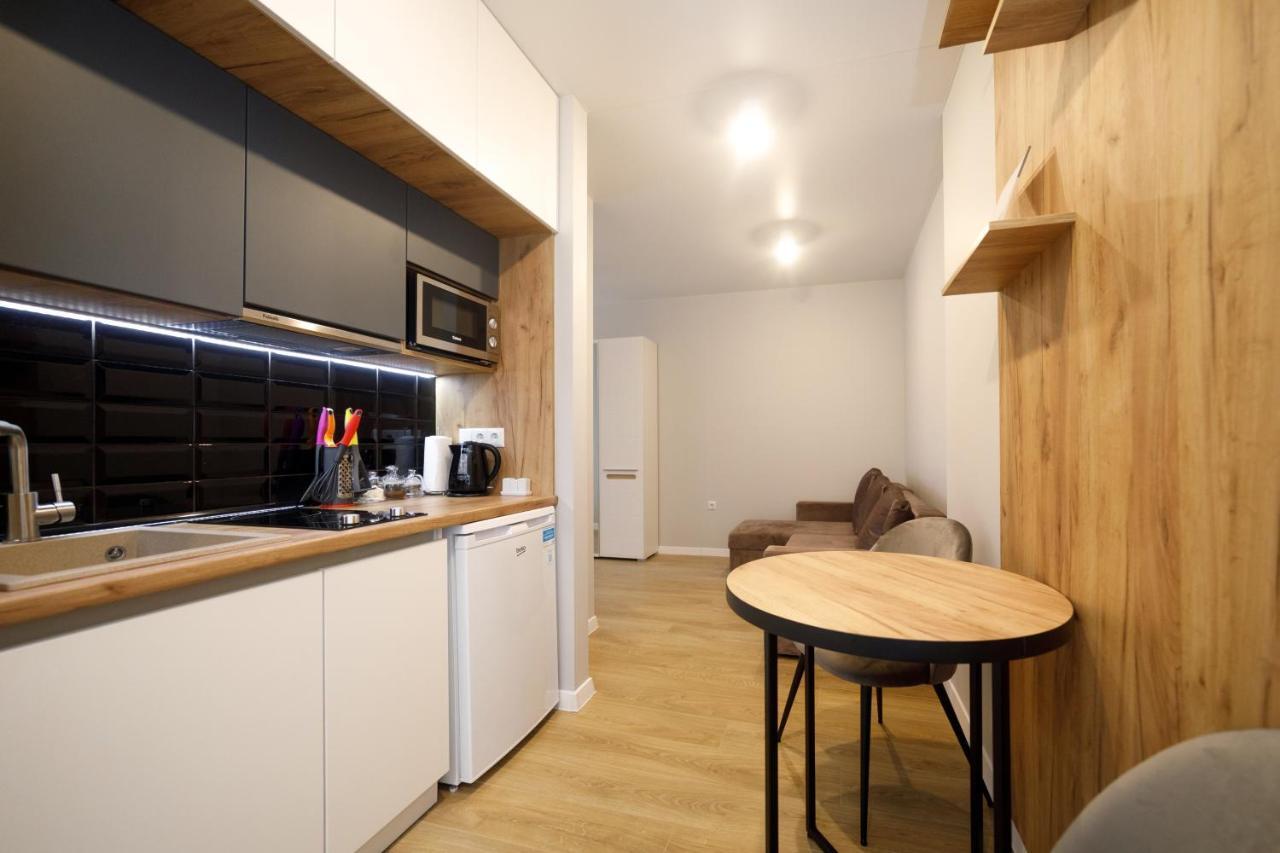 Pure Apartments Lviv Buitenkant foto